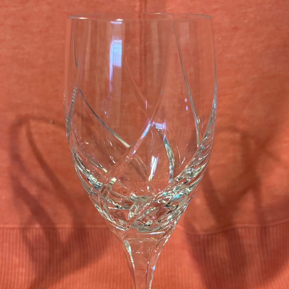 Mikasa Crystal Wine Glass Set - Picture 2 of 4